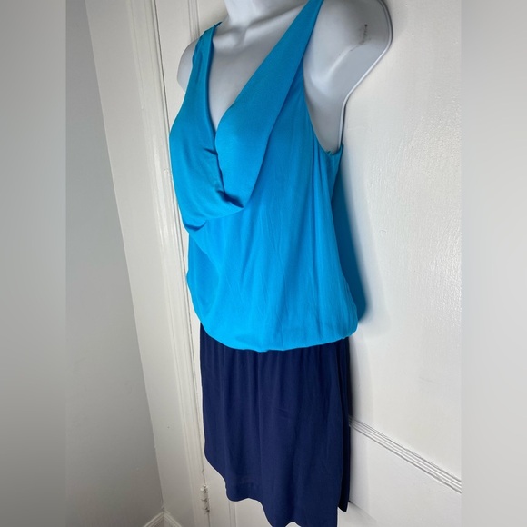 Diane Von Furstenberg NWT Lou Draped Neck Blue & Navy Color Block Dress - Picture 4 of 10